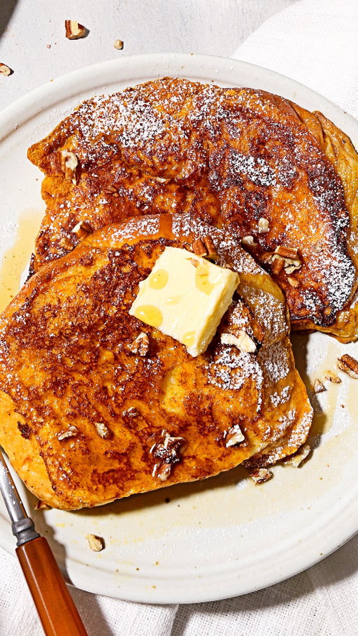 If French toast is good, French toast made with banana bread, cinnamon bread, or croissant bread is next-level amazing. 🍞✨ This weekend, stay in for brunch. Recipes at the link in bio!