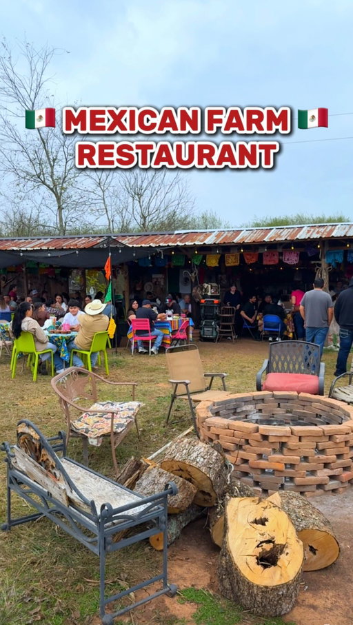 🇲🇽 Mexican Restaurant on a Farm! 🙌 Clear your schedules on a Sunday morning because this spot is so worth the trip!! The food is made right in front of you, it’s delicious 💯 and this is a very family friendly environment. They have horses to pet, and a small playground as well. 🐴 🛝 

📌 El Fogón Huasteco: 38001 Katy Fwy, Brookshire, TX 77423

❗️They’re taking a break for Christmas but will be back JANUARY 4th! 

⏰ El Fogón Huasteco is only open on Sundays from 9am til sold out. 

🪑 When you walk up, find an open spot to sit, even if it means sharing a table with another family. Everyone is willing to make space!

🐮 They have goat and beef birria, tamales in banana leaves, traditional enchiladas, chilaquiles, cafe de olla, and more. 

📝 Bathrooms are porta potties fyi!

💳 They do take credit card and Zelle. 

Who’s trying this out?!

#houston #houstonfood #mexicanfood #mexicancuisine #houstonfoodie