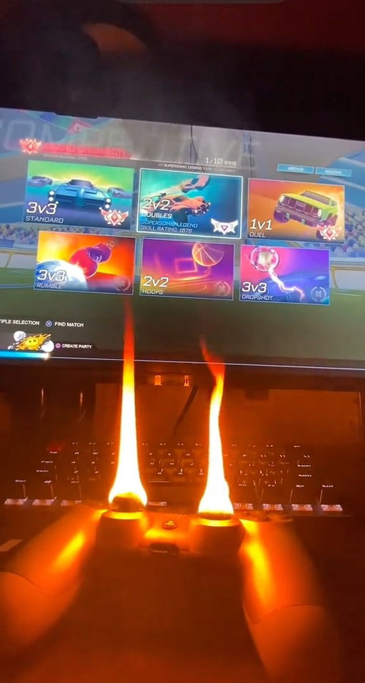 bro is going insane 😭

@yaboykurzzy

#gaming #gamingmemes #gamelancer #tiktokgaming #funny #rl #rlclips #rocketleague #rocketleagueclips #gamer #gamelancer
