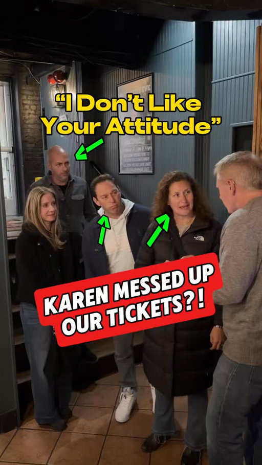 Would you remember what day it was?? 😂🤣
•
•
#comedy #prank #funny #comedyclub #ticket