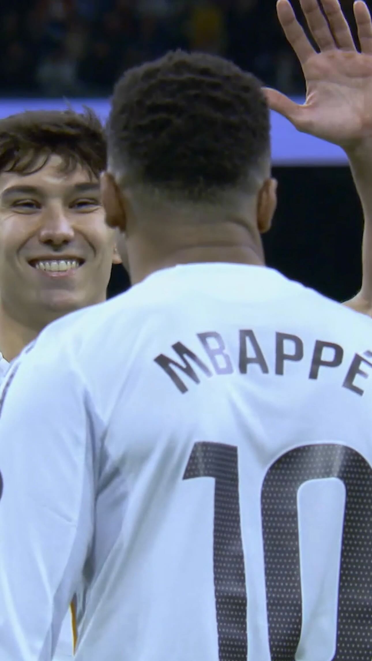 MBAPPÉ 🤝 CRISTIANO

@k.mbappe has scored 59 goals for @realmadrid in 2025 in all competitions, equalling the highest goal tally by a Real Madrid player in a single year in history, achieved by @cristiano in 2013 (59).

#LALIGAEASPORTS #LALIGAHighlights