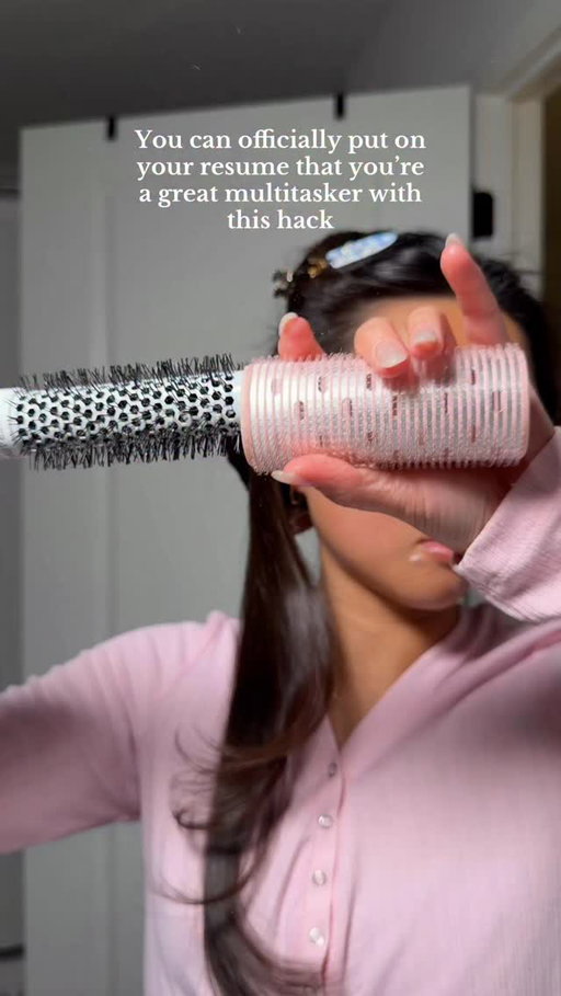 “Can do two things at once” ✍🏼 #hair #hairhack #hairhowto #hairtips #hairtutorial