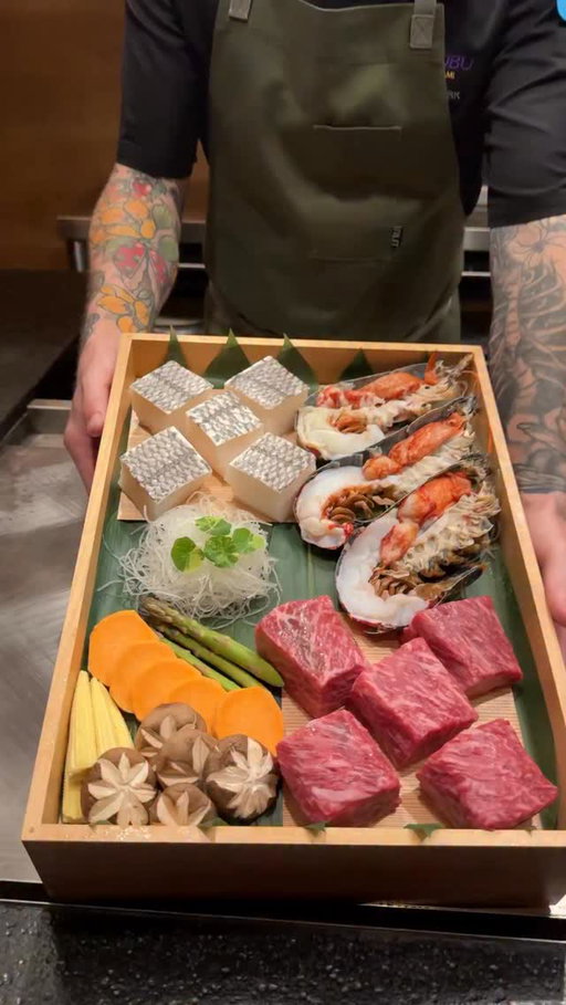 @nobumiamibeach is seriously bringing the heat with this unique chef’s table experience. Eight seats, eight courses, one unforgettable dinner 🔥

This Teppan experience is offered every Wednesday through Sunday at 7:30 for $225 per person and I’m here to tell you that it’s a cut above 🔪 

@noburestaurants @nobumiamibeach #miami_foodporn