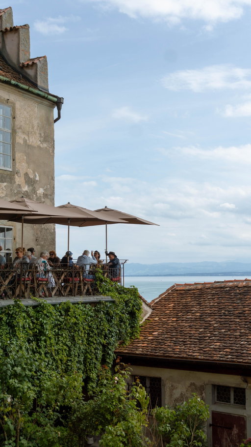 The most underrated place in Germany, you've never heard of👇🏼

✨FOLLOW @sinahsstories for more underrated travel inspo, guides & itineraries!

Lake Constance is where three countries quietly meet: Germany, Austria and Switzerland, and yet it still flies under the radar. Maybe that’s what makes it so special: It’s a place that captures both calm and adventure: ferries gliding between borders, flower-covered islands, vineyards, hikes with lake views that feel unreal. It’s not loud or flashy, just effortlessly beautiful. 

Locations of the reel:
📍Meersburg
📍Kressbronn Strandbad
📍Lindau

✨Hi, I’m Sinah and I love sharing travel tips that are actually useful: the little underrated spots, easy ways to see a place, and the kind of things that make a trip feel magical, plus guides and itineraries that help you explore the places. FOLLOW along for more!