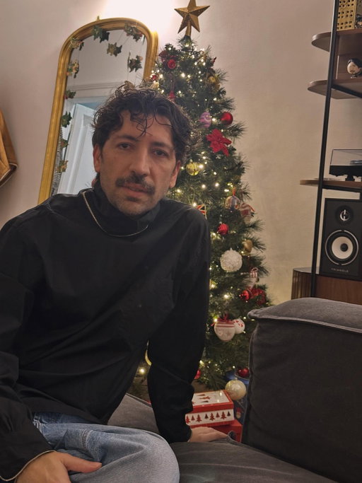 Vi auguro un Natale coi baffi