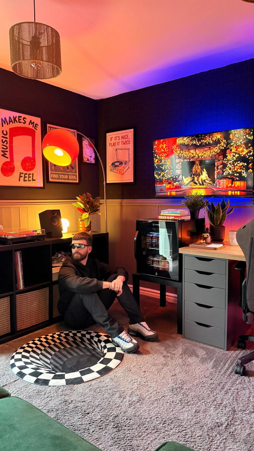 Living on vibes and good taste 🙂‍↕️

Can you relate? 😂

#vibes #cozyplace #cozyroom #roominterior #cosyliving