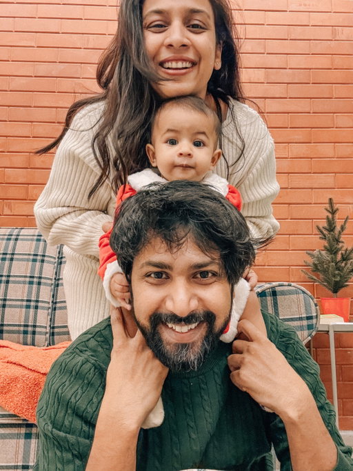 All babies in one frame is the kind of Christmas I wanted… almost there! Almost there! 🎈🥹