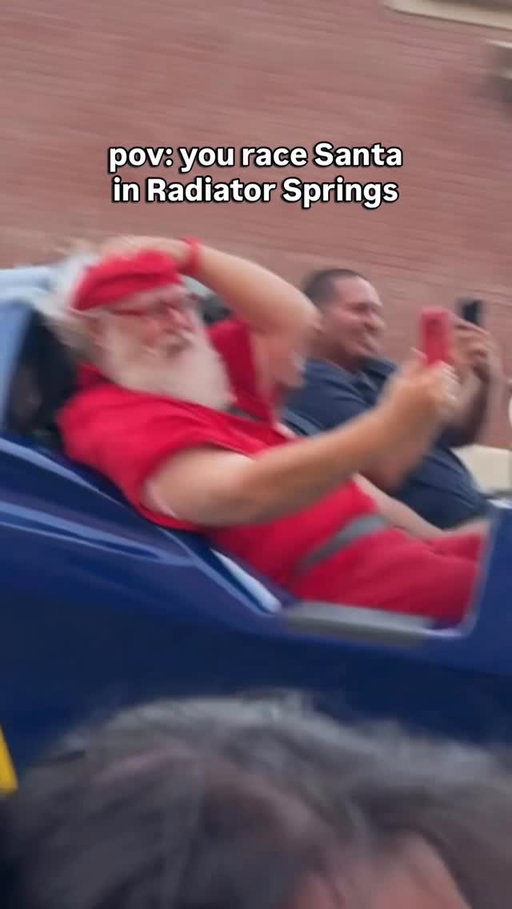 core memory unlocked 🎅🏻🥹
.
.
.
#christmas #santa #radiatorsprings #disneyland #disney