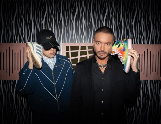@jbalvin || BZRP Music Session #62

MAÑANA 🇨🇴 x 🇦🇷 

feliz navidad 🎄🎁 

🇦🇷 Argentina: 21:00
🇨🇴 Colombia: 19:00
🇵🇷 Puerto Rico: 20:00
🇲🇽 México: 18:00
🇺🇸 Miami / Nueva York: 19:00
🇺🇸 Los Ángeles: 16:00
🇪🇸 España: 01:00 (+1)
🇮🇹 Italia: 01:00 (+1)
🇨🇱 Chile: 21:00
🇧🇷 Brasil: 21:00