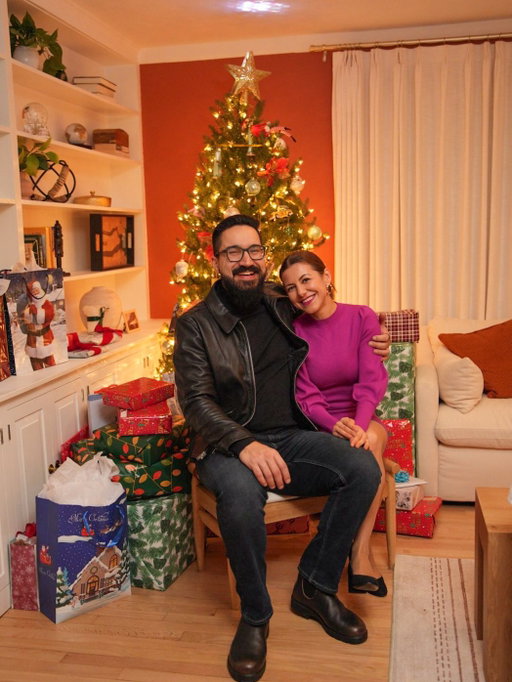 Merry Xmas! We had such a lovely evening at our friends place! It had been a while since the last time we spent a Christmas surrounded by so many people - perks of living abroad 🥲 I feel so lucky for having met so many special friends along these years living in NYC! When you leave your country, life can be lonely - but I’m glad we don’t have reasons to feel like that now. 

#merryxmas