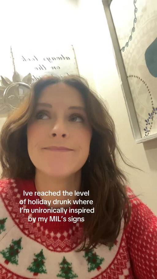 Wine lips paid actor