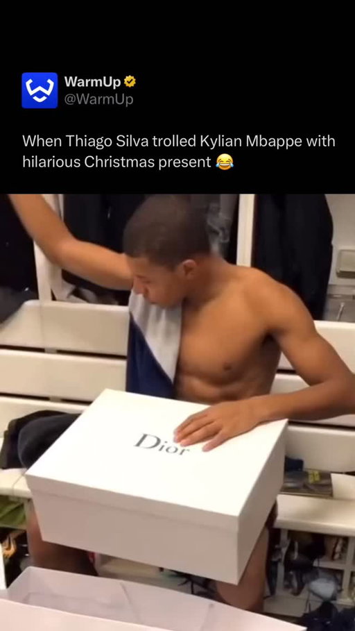 😭

Kylian Mbappé spent seven transformative years at PSG from 2017 to 2024, evolving from a teenage sensation into the club’s all-time leading scorer with over 250 goals across competitions. He netted 256 goals in 308 appearances, including Ligue 1 records like most goals (175) and hat-tricks (12), while providing 108 assists.

(Via @kurzawa )