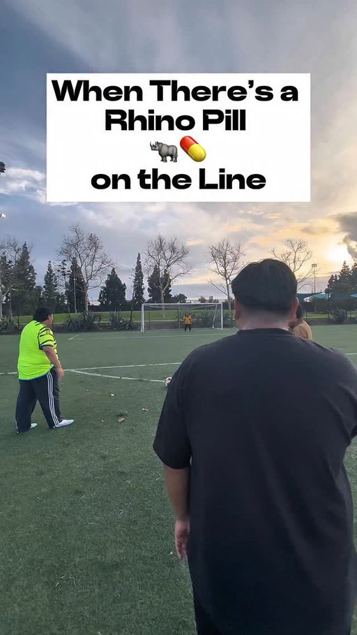 When There’s a Rhino Pill 💊🦏 on the Line⚽️😂
Peep that mano cambiada 🧤⚽️
•
•
•
•
#soccer #futból #soccerreels #footymemes #soccerfunny