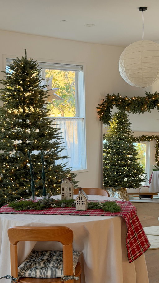 Christmas is over but my decor vlog just dropped 🎄