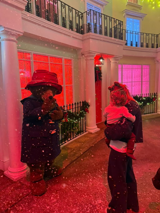 Making dreams come true in Windsor Gardens. 🧡

#paddingtonbear #thingstodoinlondon #londonactivities #london #paddington