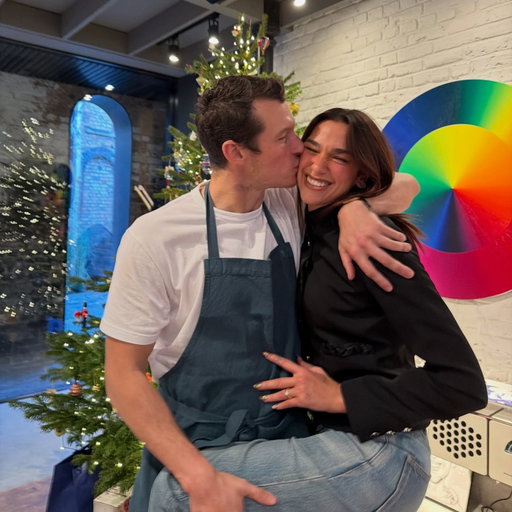 It's all about the Love... and absolutely smashing the cooking this year (all the stars aligned for me after not being in a kitchen for 6 months!! 😅😅😅) HAPPY HOLIDAYS EVERYONE!! SENDING YOU ALL SO MUCH LOVE!!!!! 💌💌💌💌