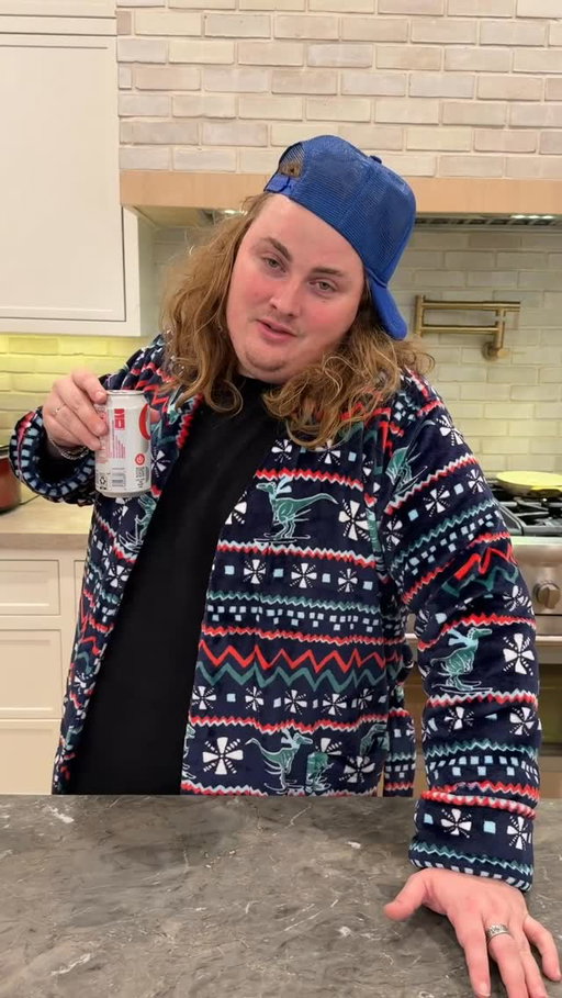 Hungover Hashbrown Breakfast Sandwich in my @chubbies robe