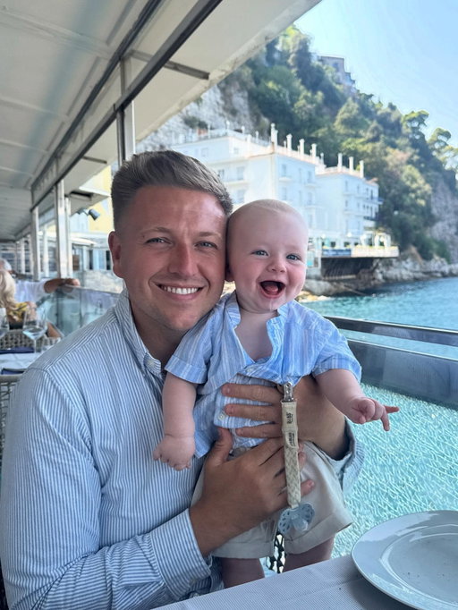 My first Christmas with my new best mate and travel partner Dexter Wilson ✈️ The best one yet 🎅🏻🎄