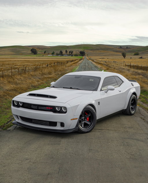 Sinfully fast.

#ThatsMyDodge

📸: @gur.shottemm & @trackdemon707

#Challenger #DodgeChallenger #SRT #Hellcat