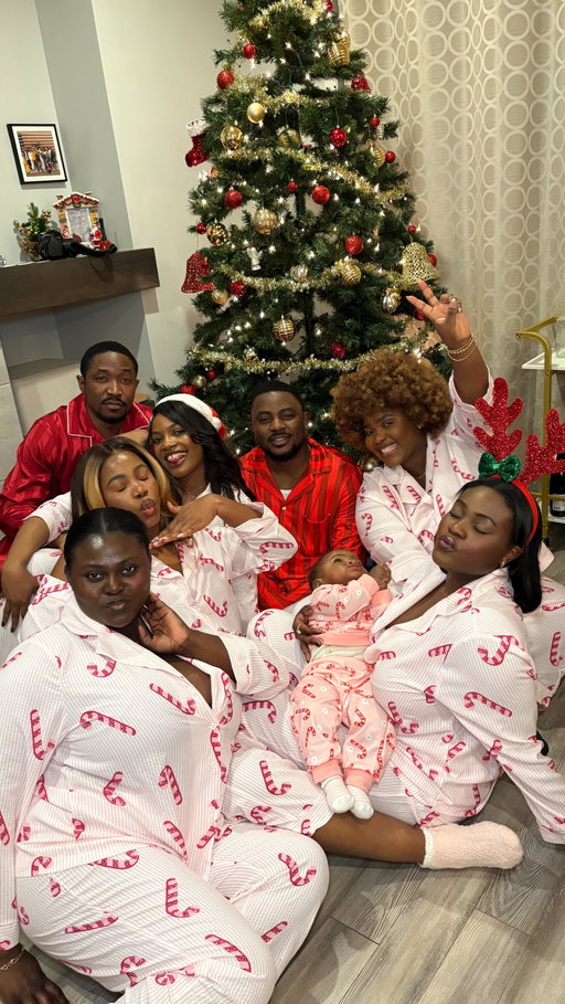 POV: you and your family made it through 2025 🎉🍾 Up #HOLIDAYHQ 🎉✨