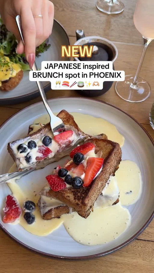 NEW to downtown Phoenix is @obonsushi Japanese inspired BRUNCH 🍣🥂✨my sister and I tried *almost* everything on the brunch menu and here are some of my personal faves:

• Omurice - PACKED with flavor!! Perfect if you live a savory breakfast 

• Matcha Einspanner - I am pretty particular about the quality of my matcha and this exceeded expectations 🤩

ALLLLL of it was amazing (I didn’t have room in my tummy to eat the Crispy Rice Lox so if you do, please lmk!!) and I can’t wait to hear what your favorites were, too!