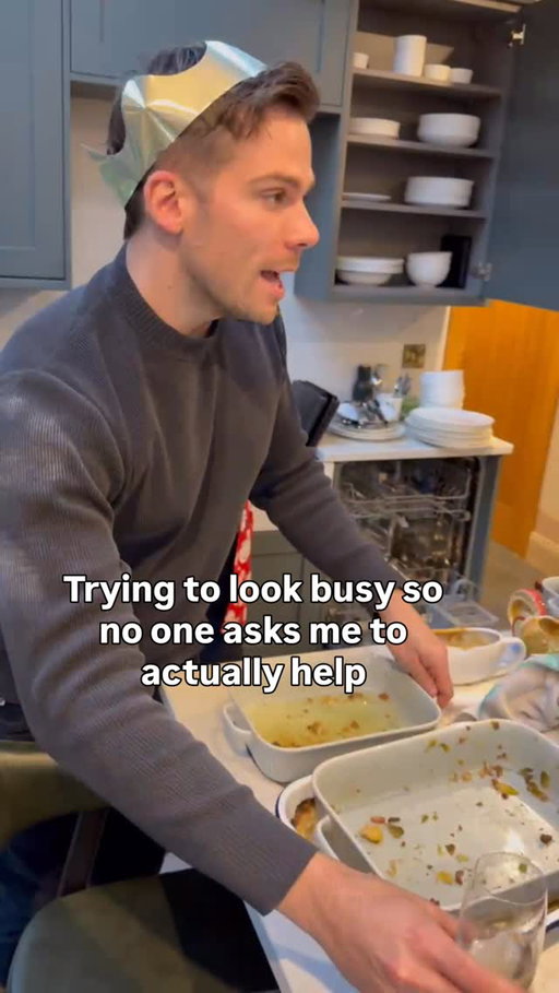 The key is to look busy and act stressed 👌🏼
