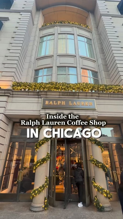 Ralph’s Coffee is the perfect pause in the middle of Michigan Avenue. ☕️
Located inside the flagship Ralph Lauren store, this vintage-inspired café is known for its aesthetic vibes, solid lattes and dirty chais, plus pastries and branded merch worth browsing.

An easy, stylish stop while shopping or sightseeing on the Mag Mile.

📍 Michigan Ave, Chicago

#ralphscoffee #ralphlauren #ralphlaurencoffee #chicago #coffeeshop