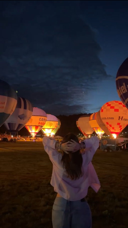 Three events you should add to your UK bucket list for 2026 🇬🇧From stepping back in time at the iconic Goodwood Revival 🏁where vintage fashion meets classic motor racing to witnessing royal tradition at Trooping the Colour, celebrating the King’s official birthday 👑. And for pure magic, nothing beats the Bristol International Balloon Fiesta, when hundreds of hot air balloons fill the sky at sunrise and sunset 🎈✨#uktravel #ukevents
