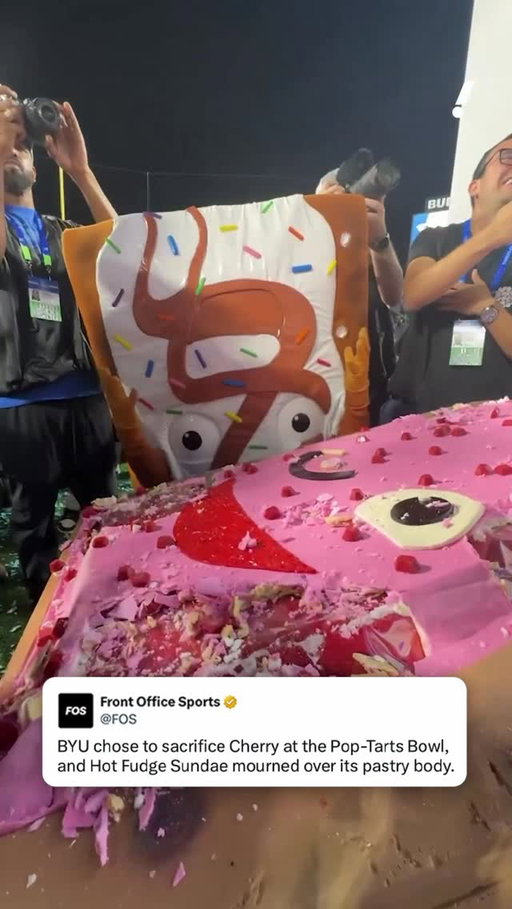 BYU sacrificed Cherry at the Pop-Tarts Bowl, and Hot Fudge Sundae proceeded to mourn over its pastry body.

(🎥 via @yahoosports)