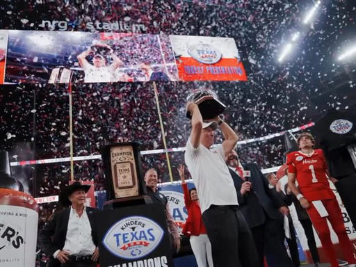 HOLD IT UP COACH FRITZ 🏆