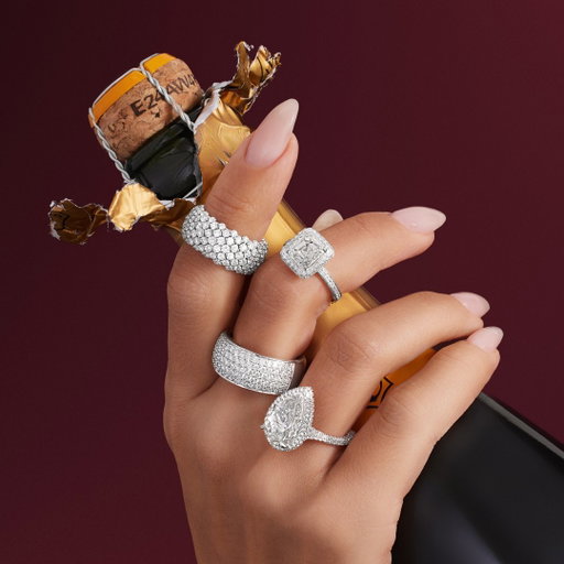 Ring in the new year with pieces that turn heads.

Explore our curated collection of exclusive pieces at Royal de Versailles.

#RoyaldeVersailles #RdV #FineJewellery #DiamondRings #EngagementRing #NewYear #Yorkville