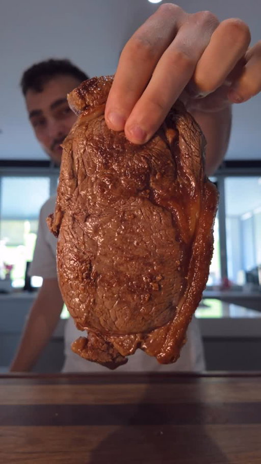 You’re cooking steak wrong… 

I’m counting down my top 5 most viewed videos of 2025!

This one is no. 5

#food #kitchen #cooking #steak #foodhacks