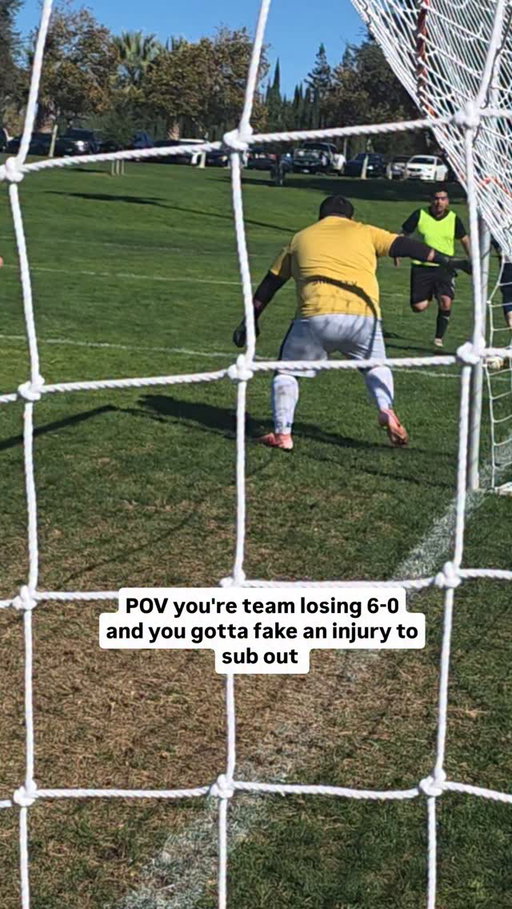 Memo Horchata🇲🇽 always getting hurt 😂😂😭  #instagram #instalike #instareels #reels #reelsinstagram for you foryou foryourpage❤️ foryourpage foru parati paratí paratudo paratipage paratipageforyou❤️ lol soccer soccergame soccerplayer fut futbol futboleros futbolista viral josetorres messi ronaldo ishowspeedmemes explore