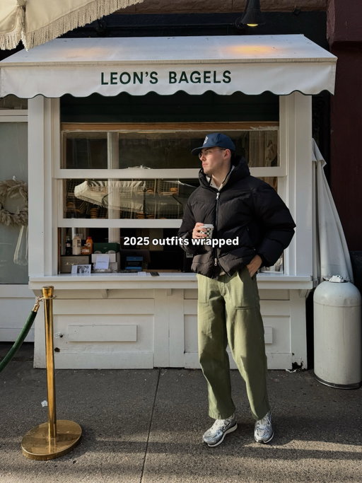 2025 fits and moments wrapped, here’s to another year filled with fits, family, friends, coffee, food and travel. 2026 is going to be a great year everyone 🙂‍↕️ 
.
.
.
.
#2025outfits #menswear #styleguide #classystreetwear