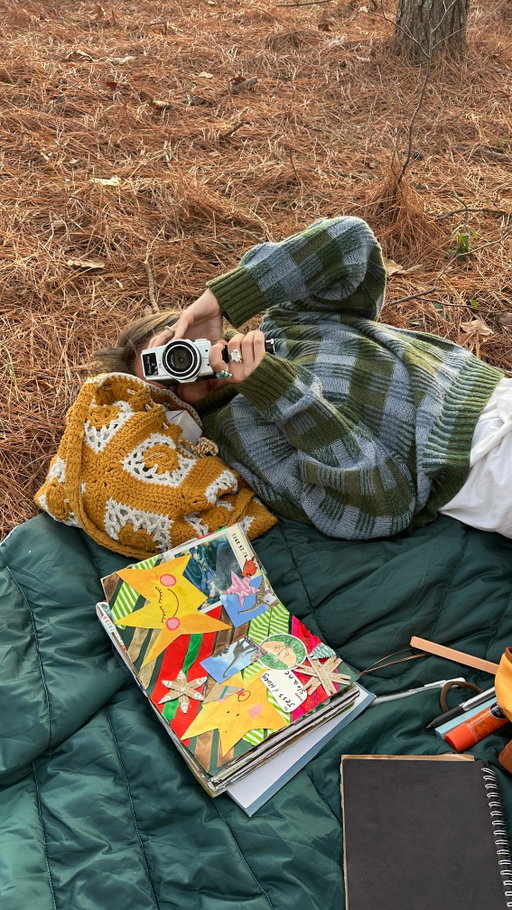 your sign to spend time offline to reset for the new year 💌 

back in Arkansas with my family for the holidays and I’m spending it with social media locked so I can create, be outside, and be as present with my family as possible 

I grew up walking in this Christmas tree farm that’s right next to my family’s land and it’s the most nostalgic place on earth to me. I rode bikes with my friends here, got my Christmas tree every year, took long walks, and even got married here 🤧 I love this land so much 

shot on my CS8 from @campsnapcamera 🌀