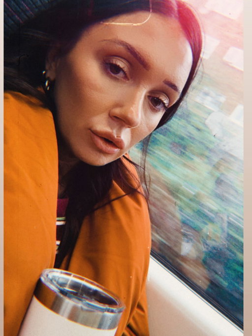 December Round Up  1. Last cold commute of the year  2. The staffy used my thigh as a trampoline  3. Love steak, hate mushrooms  4. The Buckleys pod smashing it 🥰  5. Cosy living room is my fav  6. Fresh jammies is a close second  7. Breakfast for the gang before hockey  8. Dinner with friends  9. Obsessed with turning photos into paintings :) 10. The best sausage sandwich I’ve ever had  11. Took the boys away for a couple days  12. I made meatballs  13. McDavid is the goat apparently  14. Christmas naps  15. Christmas dinner  16. Somehow there was more leftovers than food made  17. Roasting marshmallows by the fire 🔥