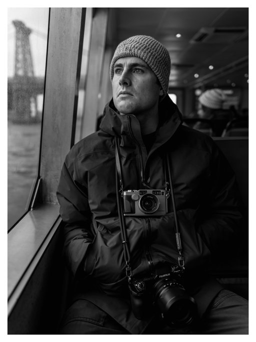 Little photo walk with the legend @mackwoodruff on a snowy afternoon. Decided to snap on the @leicacamerausa Q3 Monochrom. 10/10 didn’t disappoint and I love the black and white sensor and how it renders the light and dark values. Yall know I had a to throw another garbage pic in there 🤌🏽