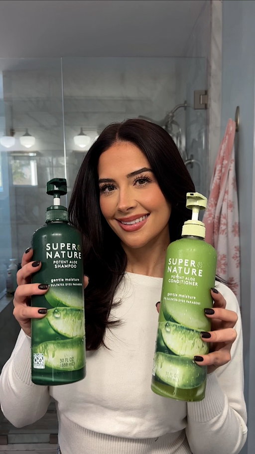 went to @costco & left with a whole new hair routine 🤭✨ I get the @supernaturehair hype now! 
#SuperNaturePartner #SuperNatureHair #ad #hairroutine #costcofinds