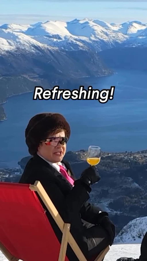 The best of 2025: Yvonne’s guide to the region around Ålesund and Geiranger. A question to the audience: should we make more reels with Yvonne in 2026? 

⭐️ @this_isyvonne 

The best itinerary to explore Ålesund and its region👇

 📍start @visitalesund 

⛷️ slalom, baby @strandafjellet with @uteguiden 

🐟 seal the deal @atlanterhavsparkenalesund 

🫅 wave like a Queen @jugendstilsenteret_kube 

🛥️ visit the UNESCO-listed Geiranger fjord with @geirangerfjordservice and @fjordrangergeiranger 

💡 come for the stairs, stay for a beautiful view @alneslighthouse 

🌊 SUP or kayak to explore more 😍

Save for later!

#norway #visitnorway #fjordnorway #bestof2025 #travel