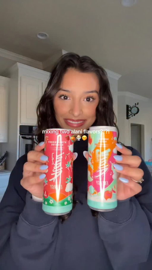 When you can’t decide between your two faves 🤭🍓🍦 

#strawberrysunrise #sherbetswirl #alaniambassador #freewill