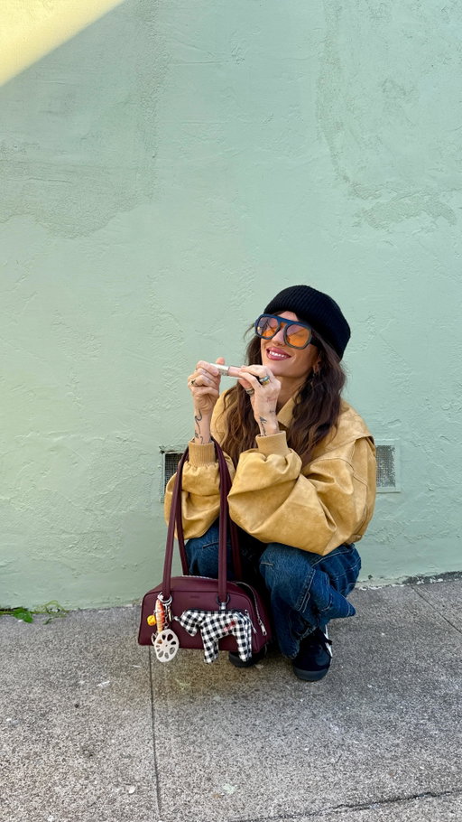 back to your regularly scheduled outfit of the day 🌟 here’s a little so cal winter fit inspo ~ happy monday!!!

#outfitinspiration #casualoutfits #styleinspiration
