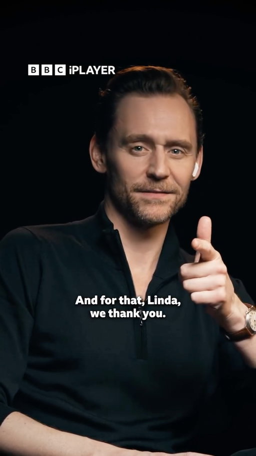 The Linda fan club has got a new VIP member 🤩
 
Watch new #TheNightManager and new #TheTraitors from 1 Jan on iPlayer and BBC One
 
#TomHiddleston #TheTraitorsUK