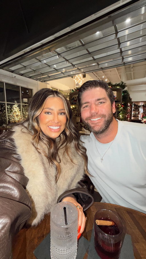 Sometimes I still look around and I’m like …who trusted me w/ 4 kids and mortgage 😂 it’s like my brain hasn’t caught up to allllllll the life I’ve lived! I started my 20’s as a Mom and soon to be wife and I would be lying if I said the road was always easy. I’m soooo thankful I literally grew up w/ my husband…we did this together. If that isn’t definition of “rich” I don’t know what is 🫶🏼

#husbandandwife #trendingreels #husbandwife #youngparents