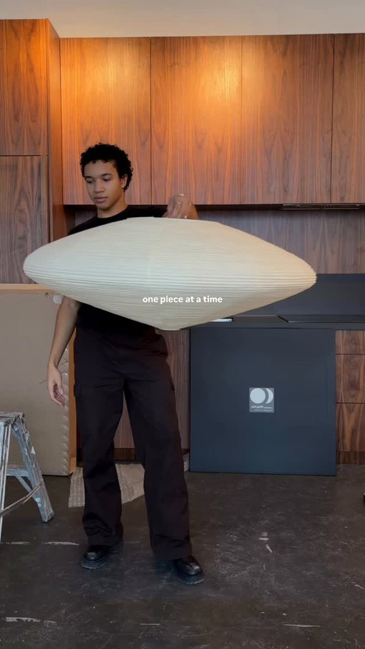 Noguchi lamp for the bedroom - check 

taking my time with these reno’s and sourcing furniture. Really want to enjoy the process and not rush it.

#noguchi #noguchilamp #minimalstyle #loftdecor #japandistyle
