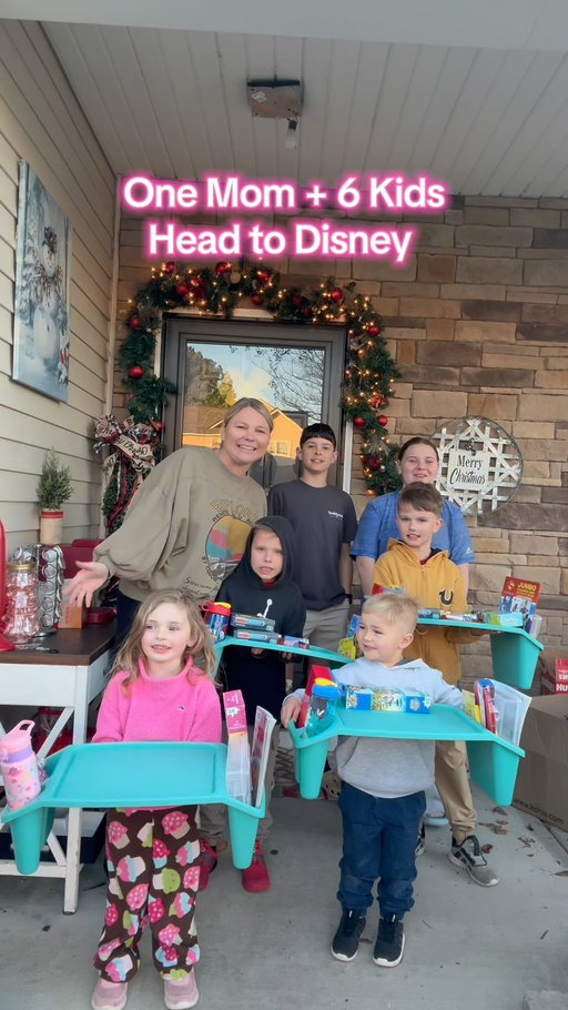 One mom. Six kids. A whole lot of snacks, patience, and Disney magic ✨
If you’ve ever wondered what it’s like taking SIX kids to Disney… come along for the chaos, the memories, and the moments that make it all worth it 🏰💙

#Disney #MomLife #LargeFamily #FamilyTravel #FYP