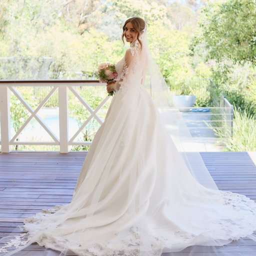 first dress I tried I loved 👰‍♀ so lucky