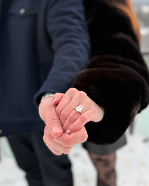 Ringing in the New Year with a moment meant to last forever.
Set against the Alberta Rockies, Mady & Shawn’s engagement was marked by a design as unique as their love. 
Here’s to a future filled with sparkle, celebration, and cherished memories.✨💍
 @petri3 & @madymacdonald 
#JVairJewellers