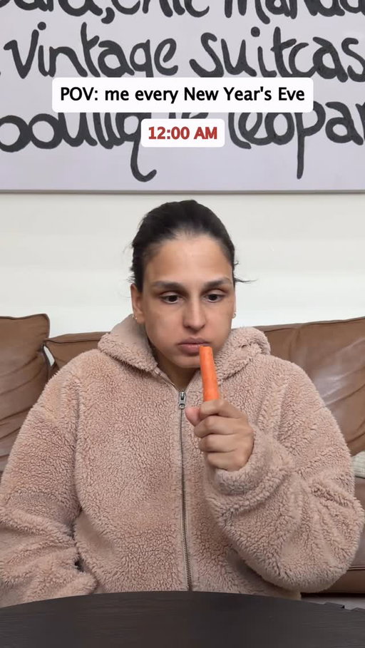 Happy New Year Delulu-ians 🥳 Don’t be like me today 🤣 #comedy #funnyvideos #sketch
