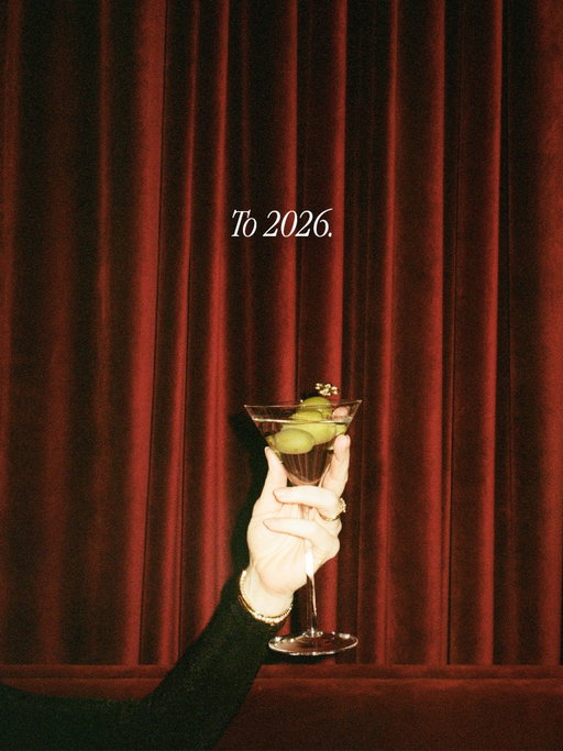 For auld lang syne, my dear
For auld lang syne
We’ll drink a cup of kindness yet
For the sake of auld lang syne.