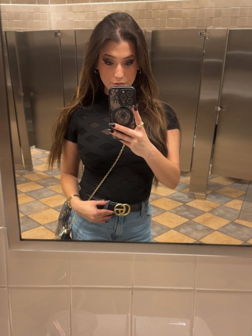 Go to a Creed concert?? Sure!! By myself?? Hell yes!! 

Sometimes you just need to get out of your comfort zone and experience life!! And that’s what I did last night. Two years ago I would have never even imagined doing this because of my anxiety. I’m not going to sit here and say it went smoothly because I did almost leave, but I pushed through and had the time of my life. I met new people, found a new sense of independence, and there is something inside of me that was healed last night. Excited for more side quests and conquering my fears!! 🥹🤗